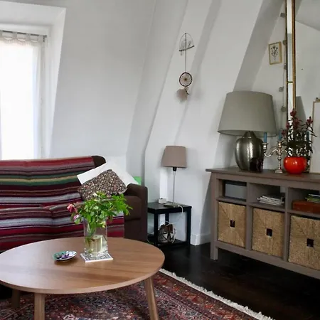 Charming Studio Close To Republique Apartamento *